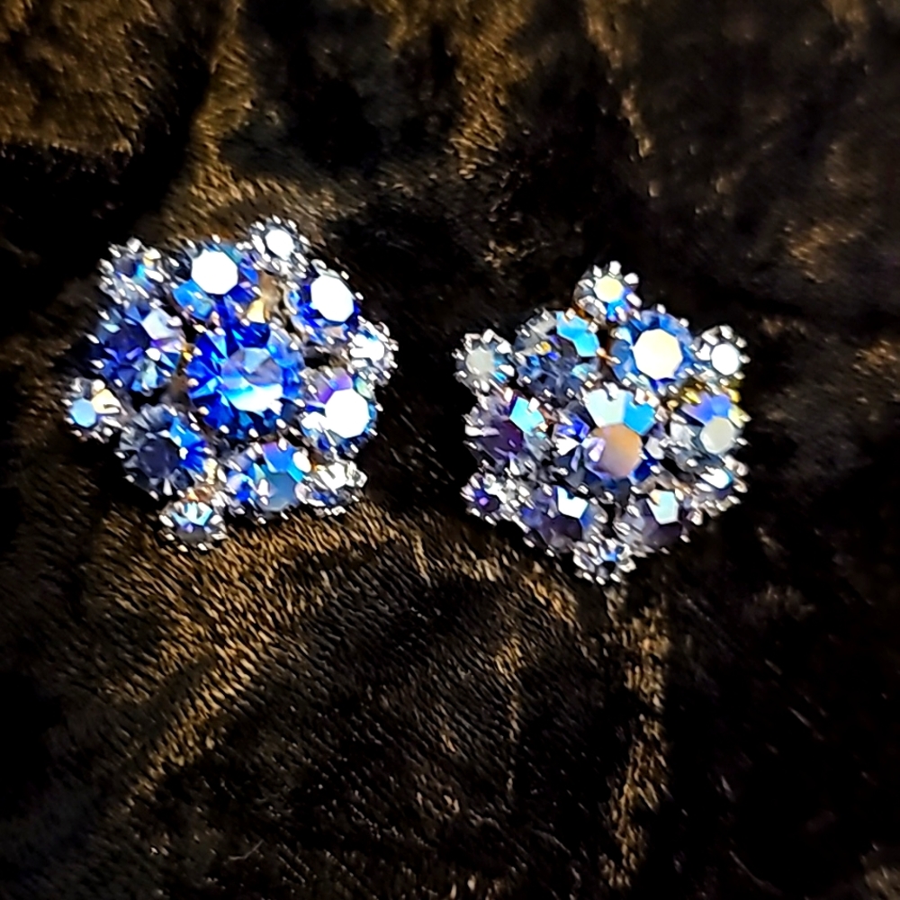 Ladies Weiss clip on ab Rinestones Blue